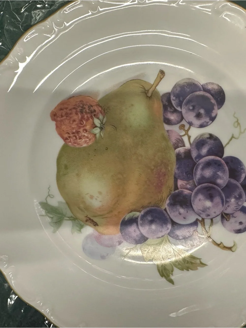 Porcelain Fruit Dessert Plates with Gold Trim - White and Multicolor